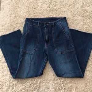 H&M High Waisted Frayed Flare Jeans size 6